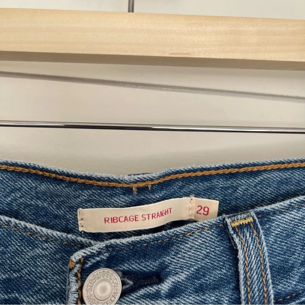Levi’s Ribcage Straight Denim Jeans - Image 2
