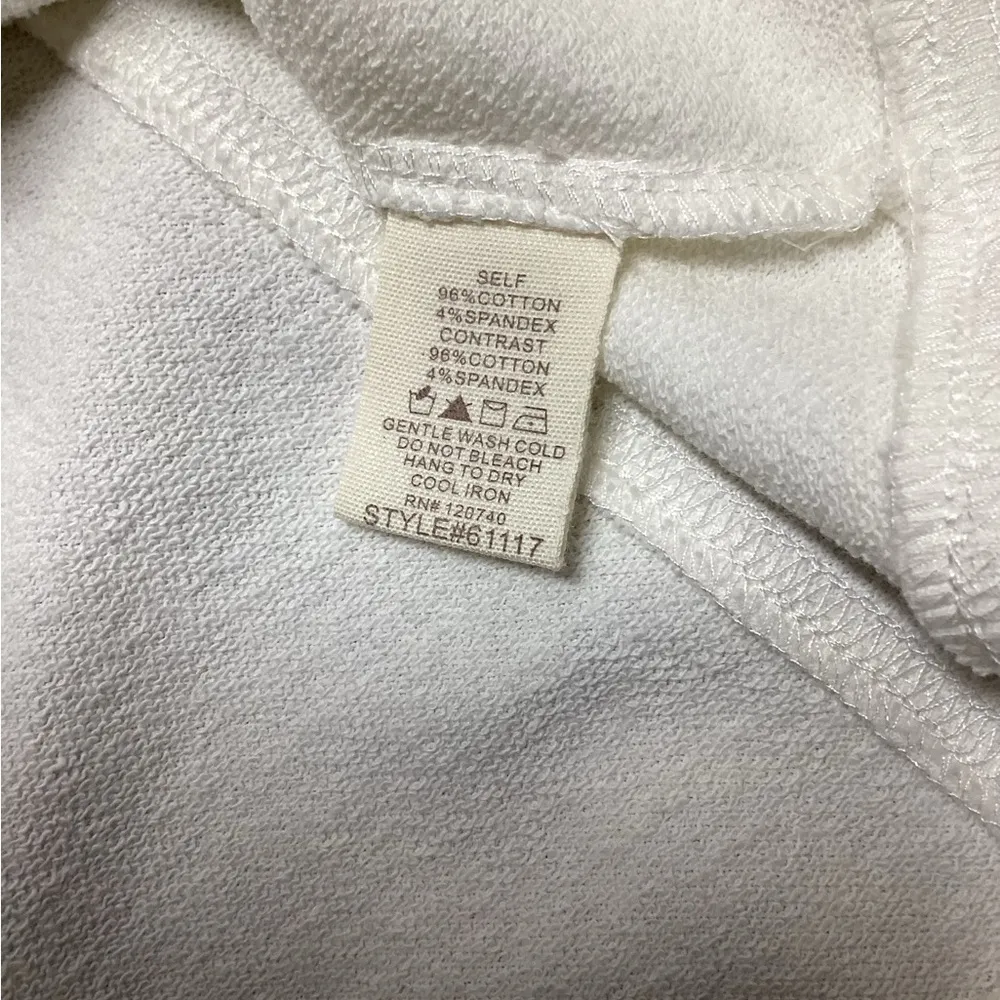 Mystree  sleeveless crew neck sweatshirt. Size Large. - Image 6