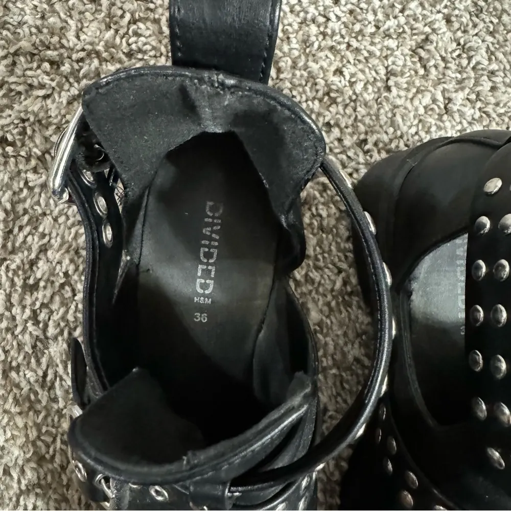 H&M  Black Studs Shoes Size 6 - Image 3