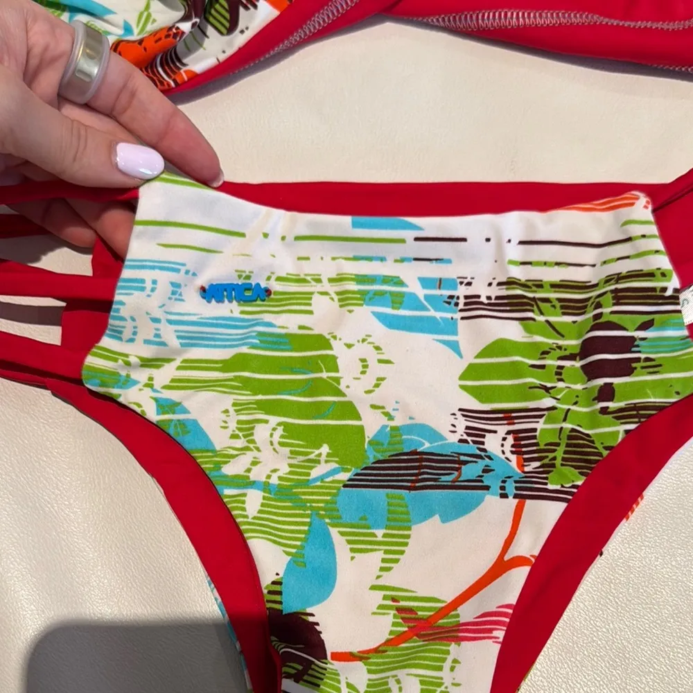 Women Small red tropical flowers bikini Swim Set with special stitching detail - Image 4