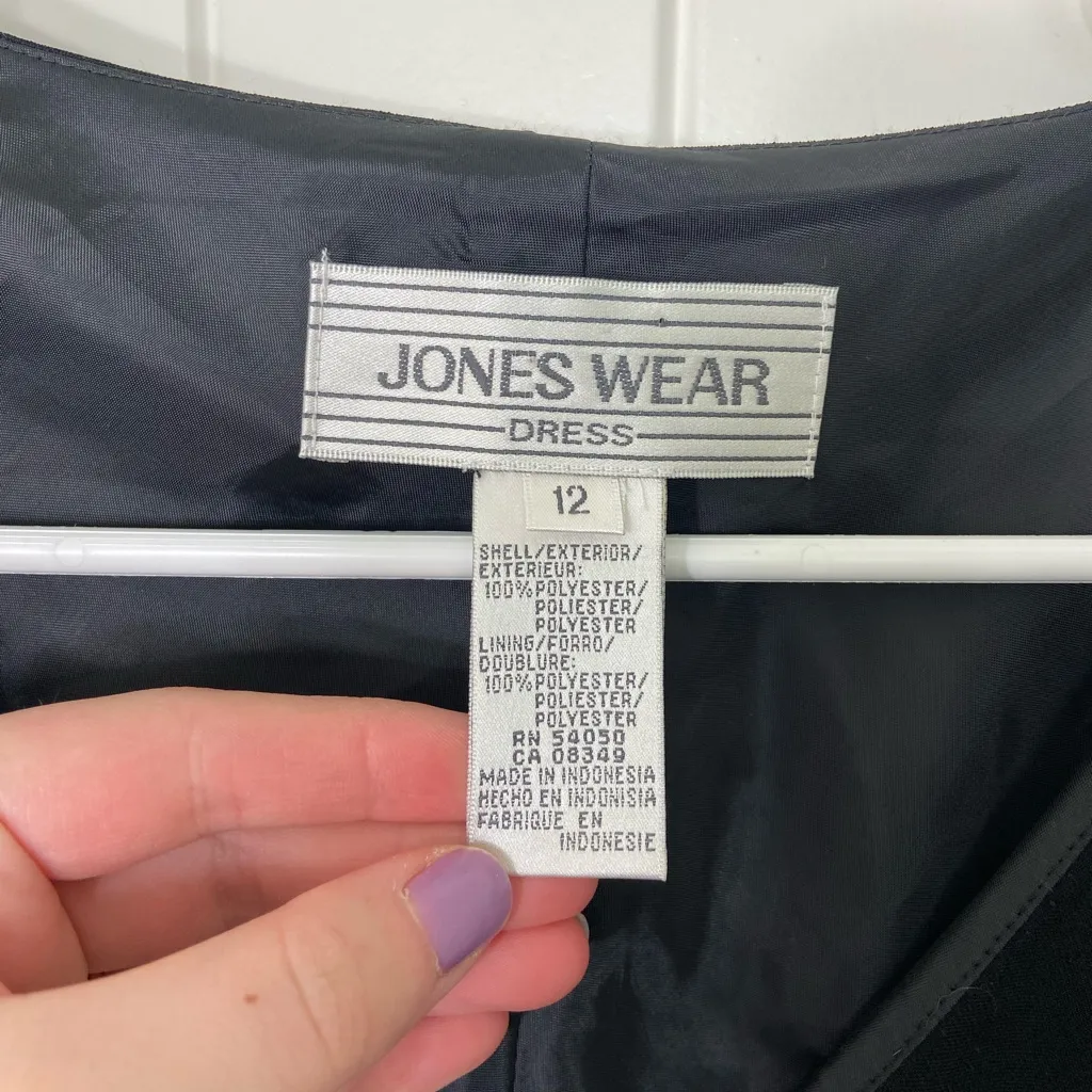 EUC Vintage‎ Jones Wear women’s black ruffle v-neck layered midi dress size 12 - Image 3