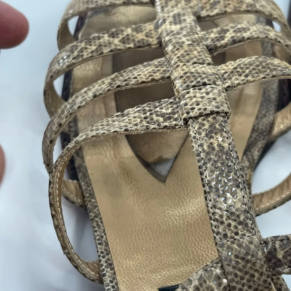 STUART WEITZMAN ZIP UP GLADIATOR HEELED SANDLES FAUX BEIGE SNAKE LEATHER size 9 - Image 5