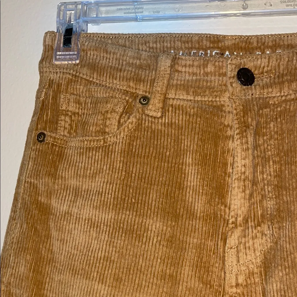 American Eagle Women’s Mom Jean Corduroy Light Brown Rolled Cuff Pants - Image 3