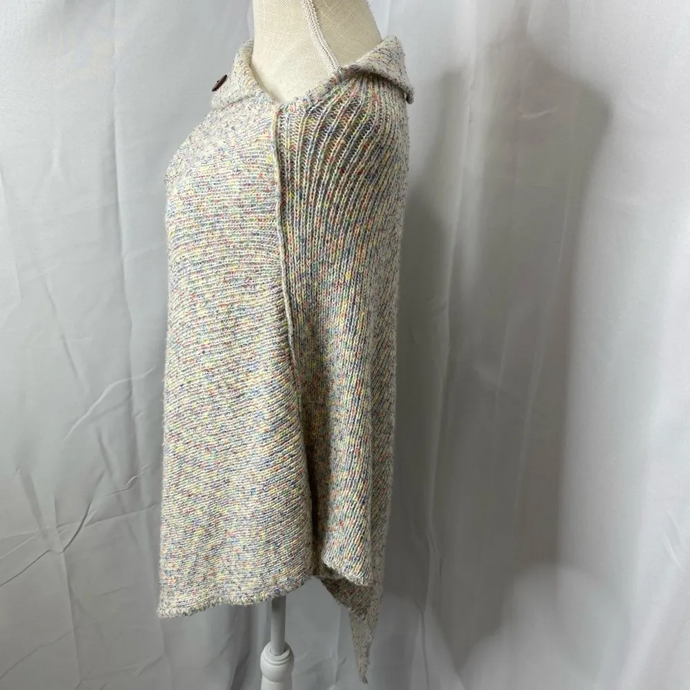 David and Young knit poncho One Size Fits Most - Image 9