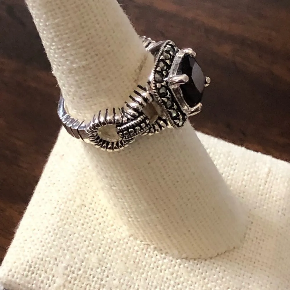 Cushion Cut Garnet Marcasite Metalwork Sterling Silver Ring Sz 6-1/2 - Image 13