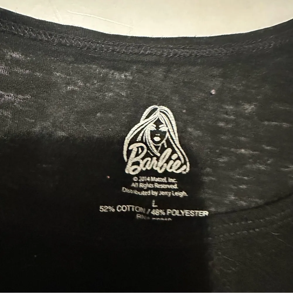 Barbie 2014 Large Thin Women’s Black & Pink Short Sleeve TShirt Casual Mattel - Image 2