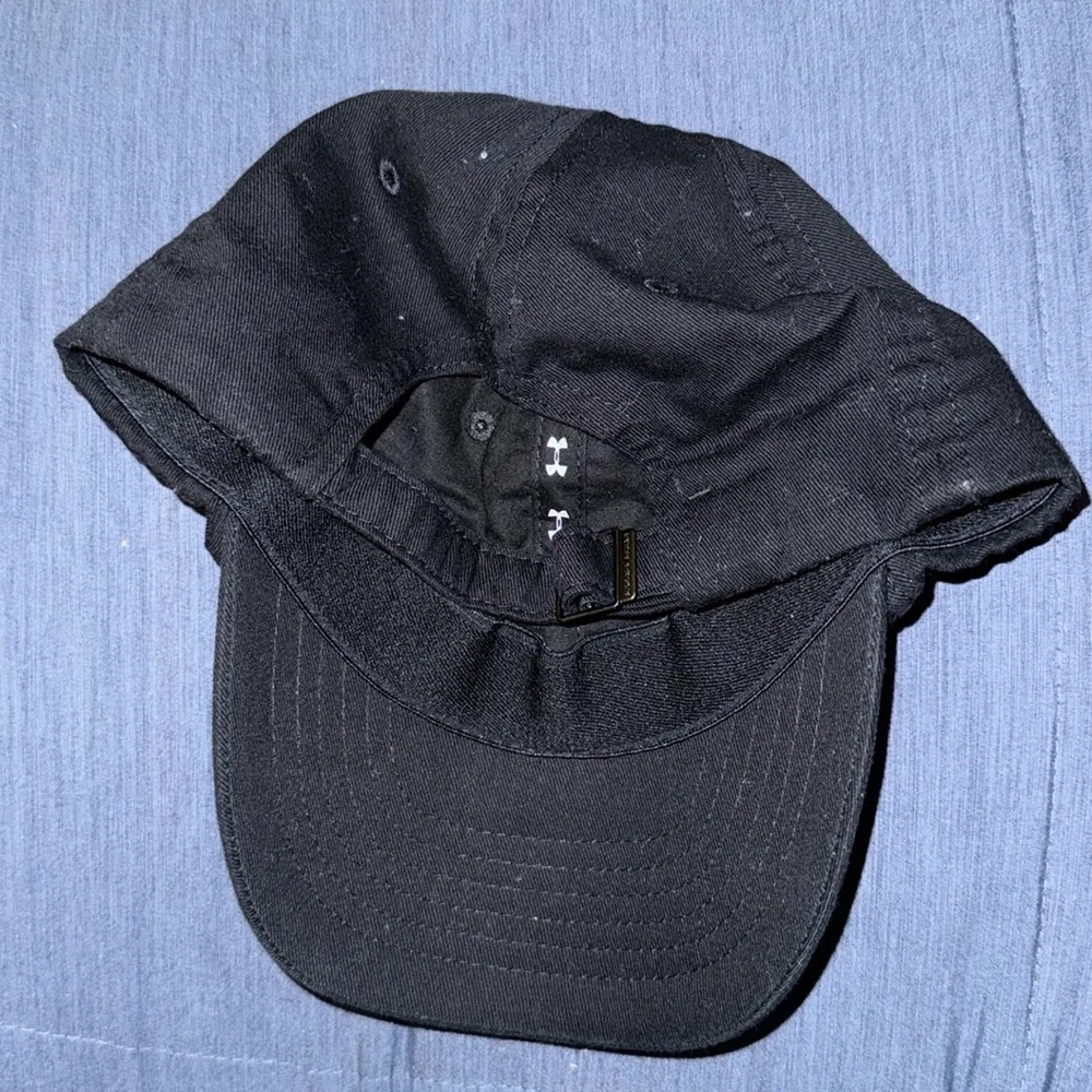 Women’s Under Armour Baseball cap - Image 4
