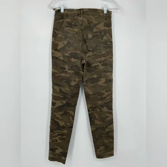 Olivaceous, camo ankle stretch pants, size‎ S - Image 2