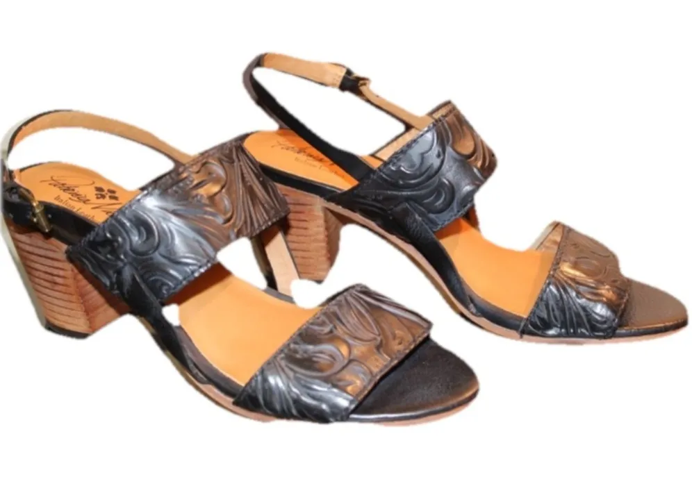 Patricia Nash Romana Italian Tooled Leather Stacked Chunky Block Heel Sandal 10 - Image 1