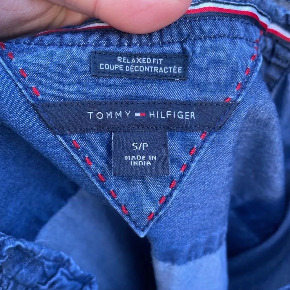 TOMMY HILFIGER DENIM RUFFLE BUTTON DOWN - Image 5