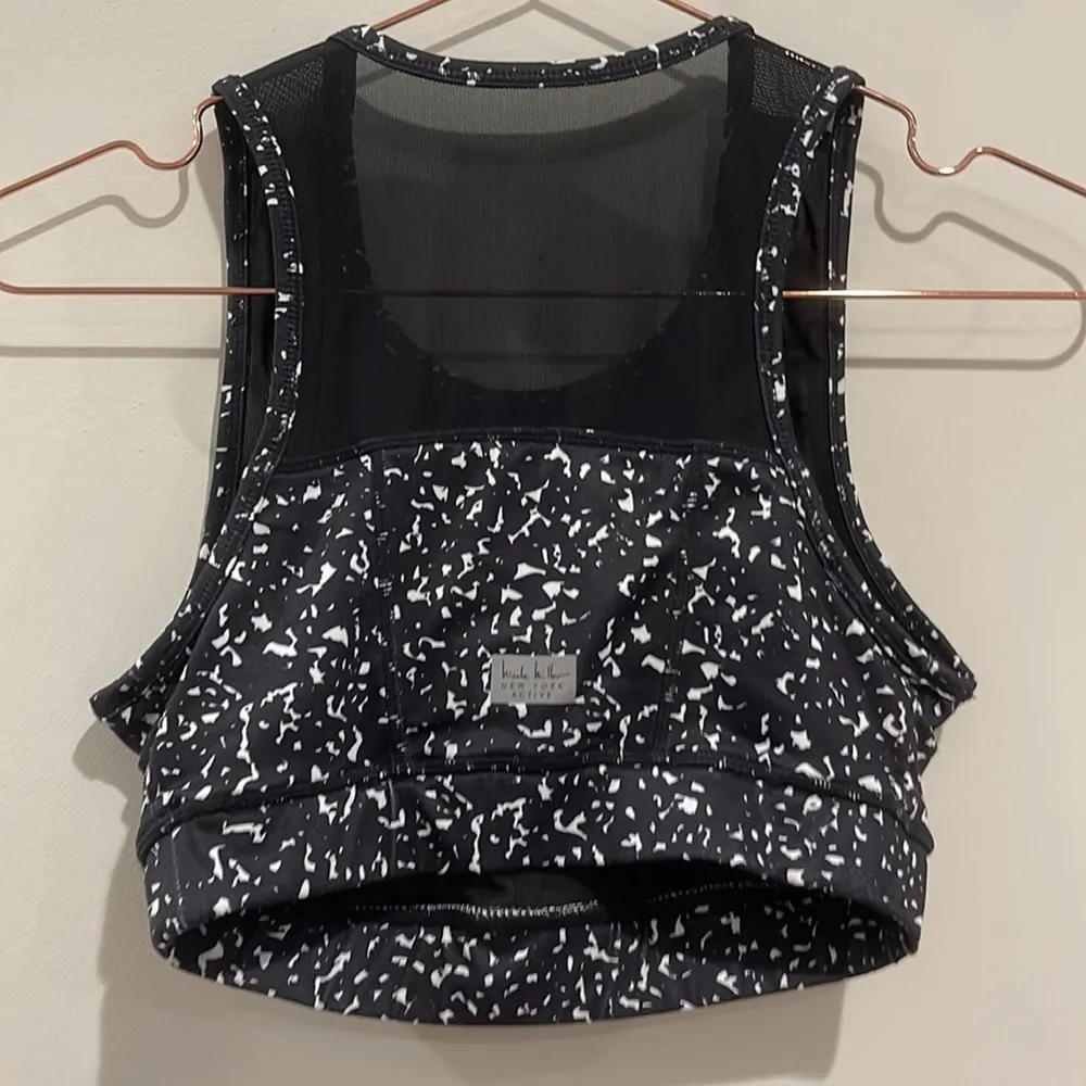 Nicole Miller black and white Sports Bra Size small - Image 10