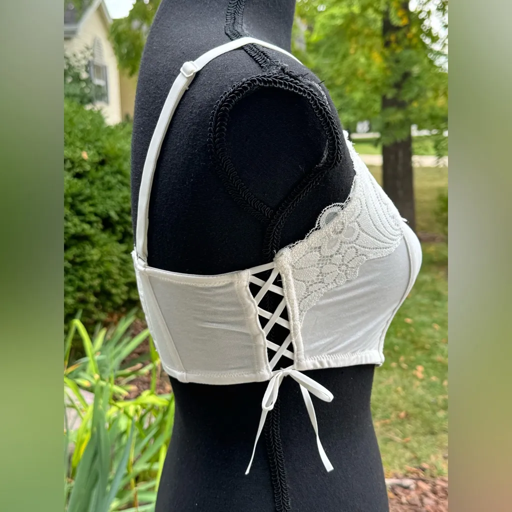 Colsie White Lace Corset Bra NWOT Size M - Image 5