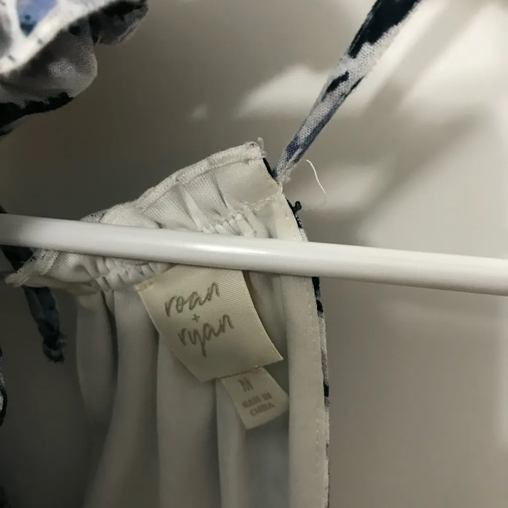 Roan & Ryan Naomi Tiered Halter Dress Size Medium 19” Pit to Pit EUC Blue - Image 5