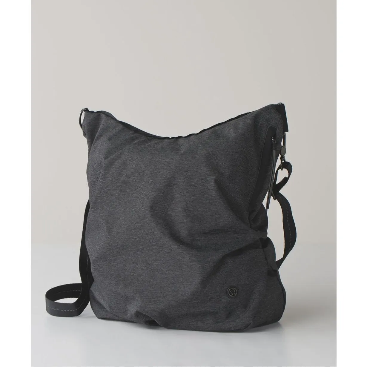 Lululemon Go-Go-Go Tote Gray Black - Image 3