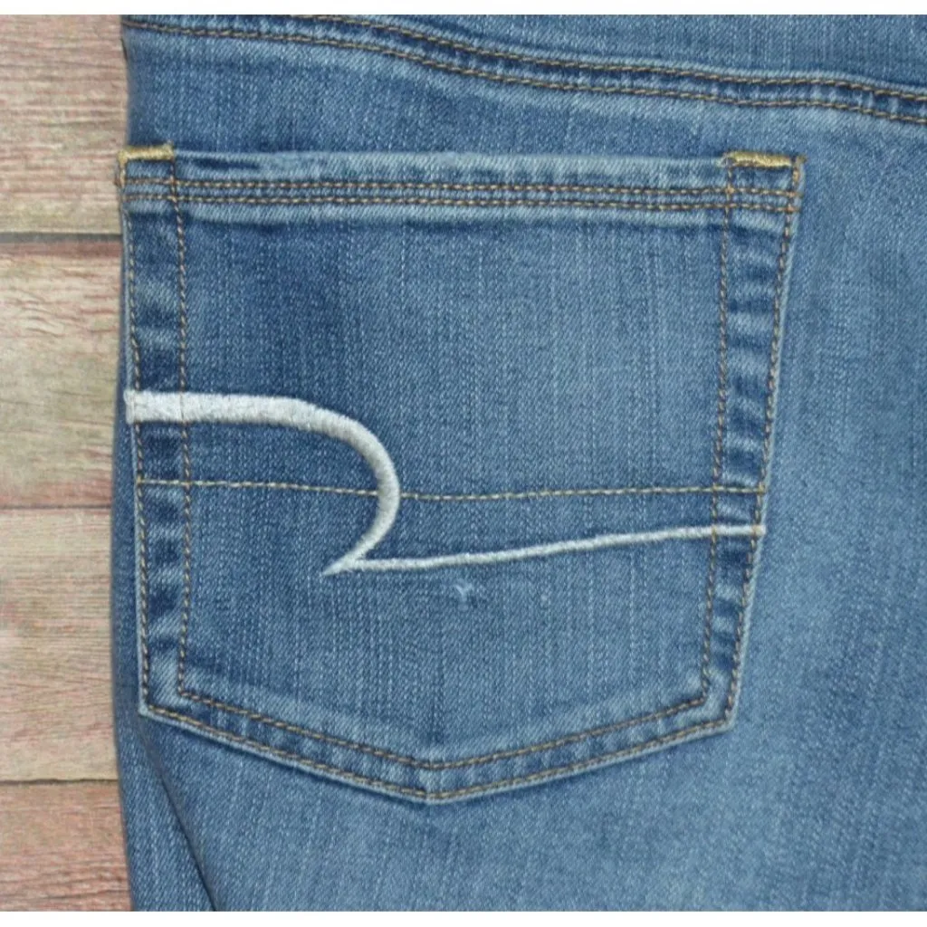 American Eagle Ladies Kick Boot Cut Blue Jeans Size 8 X-Long Low-Rise Western - Image 6