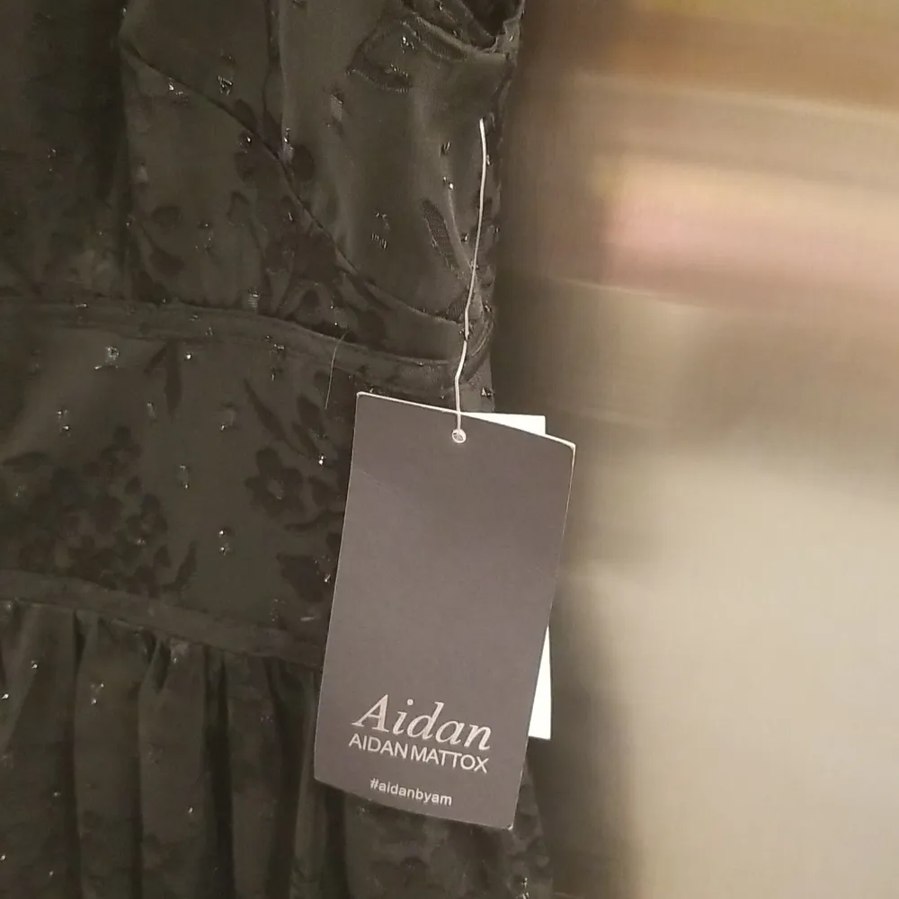 💕AIDAN MATTOX💕 Plunging V-Neck Flutter Sleeve Gown Black Burnout Floral 8 NWT - Image 13