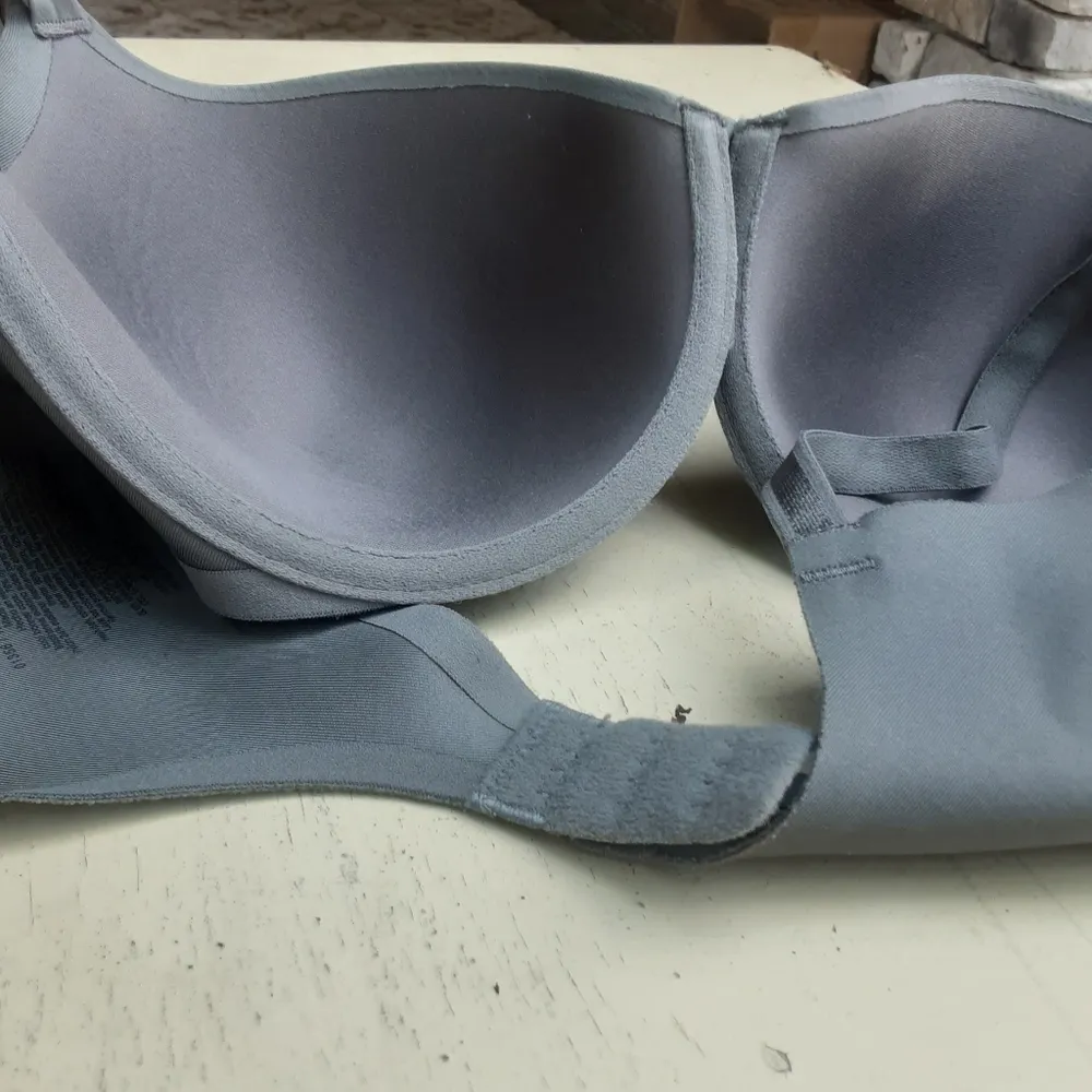 Warner's Pushup Bra 36C Silver Size undefined - Image 2