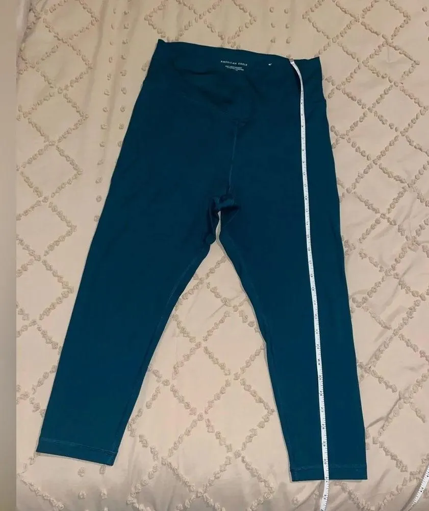 AE The Lightweight Everything Crossover 7/8 Legging SZ Large Short in Teal​​​​​ - Image 2