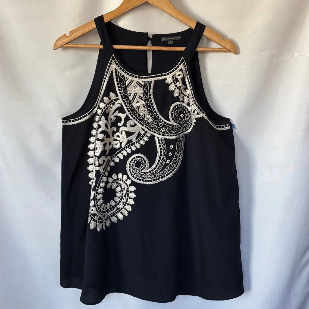 Adrianna Papell size M navy paisley print tank top White Embroidery and beads - Image 2