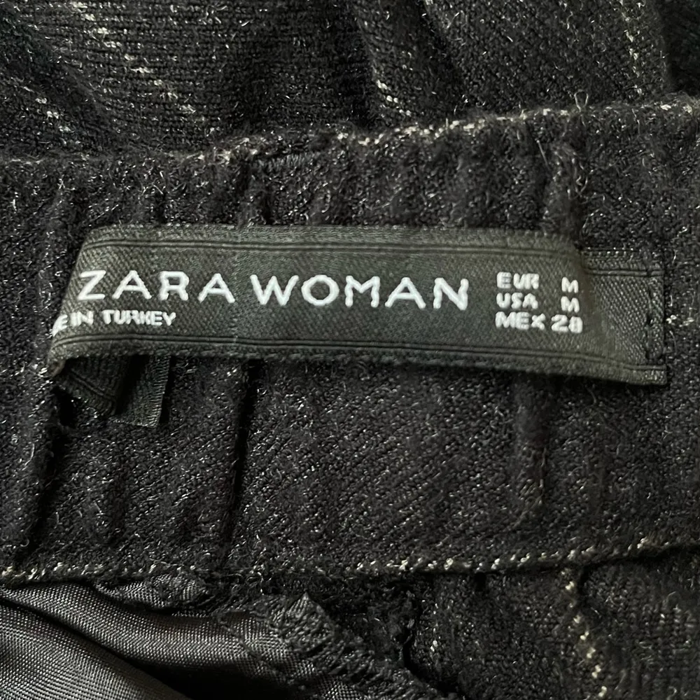 Zara Woman Roll Cuff Pinstriped High Rise Crop Dress Pants Black Size Medium - Image 3