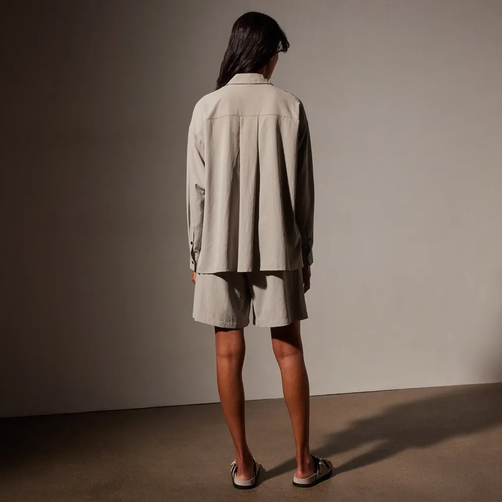 James Perse Lightweight Matte Sateen Fluid Shirt - Image 3