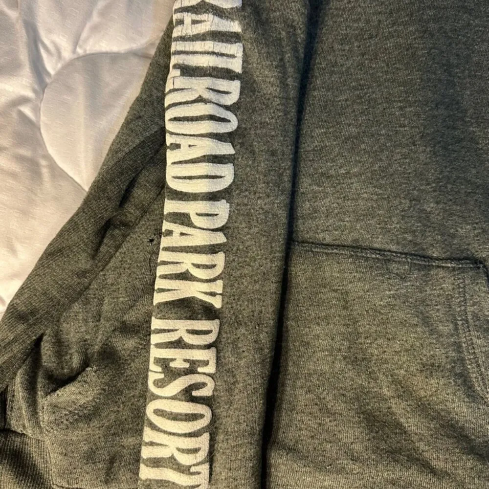 Dunsmuir Railroad Sweatshirt Size S - Image 3