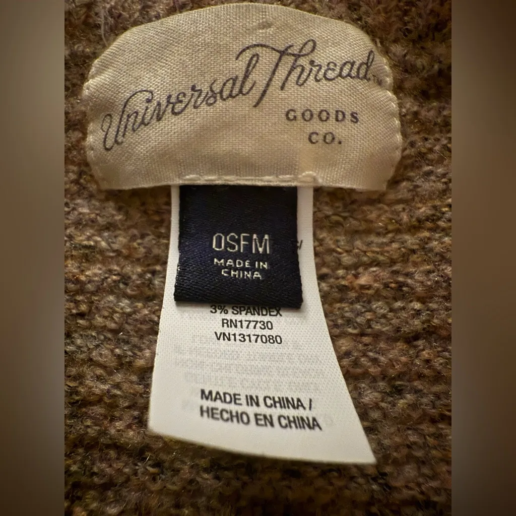 **Universal Thread Soft Greige Crew Neck Sweater – OSFM** - Image 3