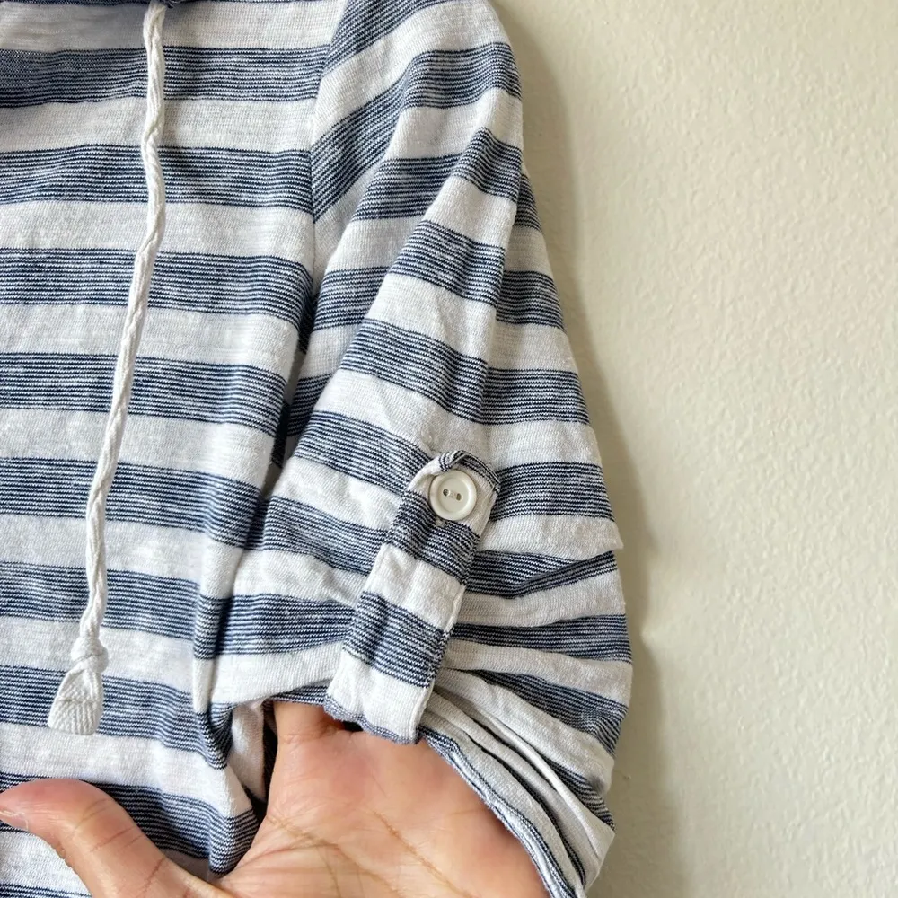GUC Forever21 Medium Cotton Rayon Hoodie Top Roll Tab Sleeves Grey White Striped - Image 2