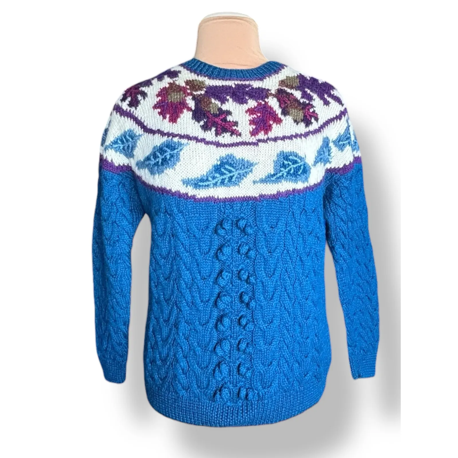 Vintage Northern Isles Hand Knit Chunky Wool Autumn Leaf Yoke Sweater Blue Fall Black Size L - Image 3