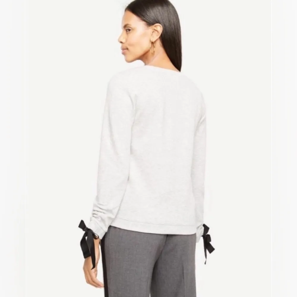 Ann Taylor Ribbon Detail Sweatshirt Heather Gray NWT Size Large Bows - Image 2