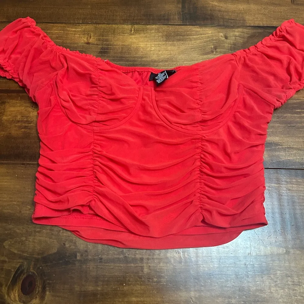 Red Just Polly New York off the shouldeR Flirty Going Out Ruched XL Red Crop Top - Image 2