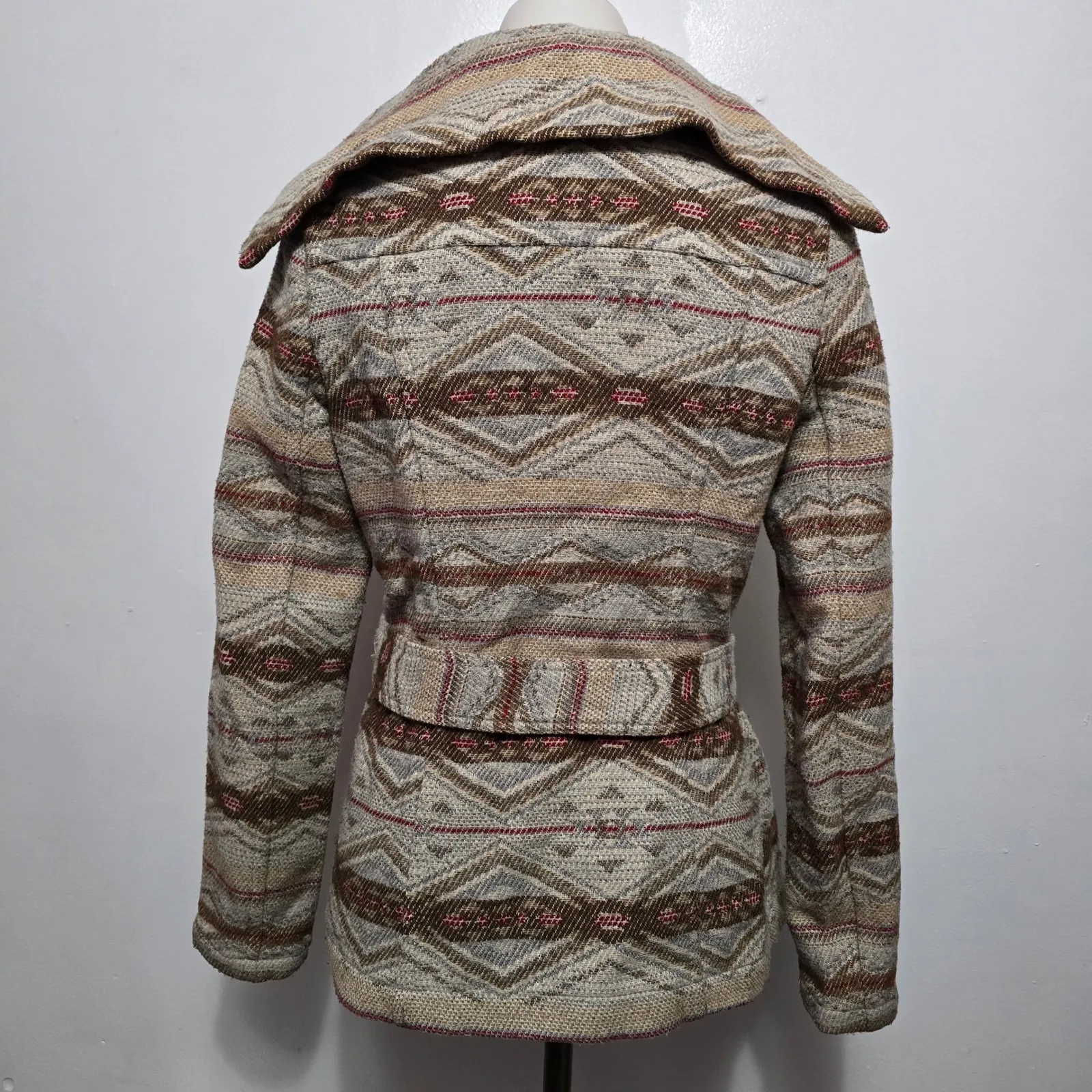 Anthropologie Daughters of the Liberation Aztec Print Belted Jacket XS Bohemian Tan - Image 5