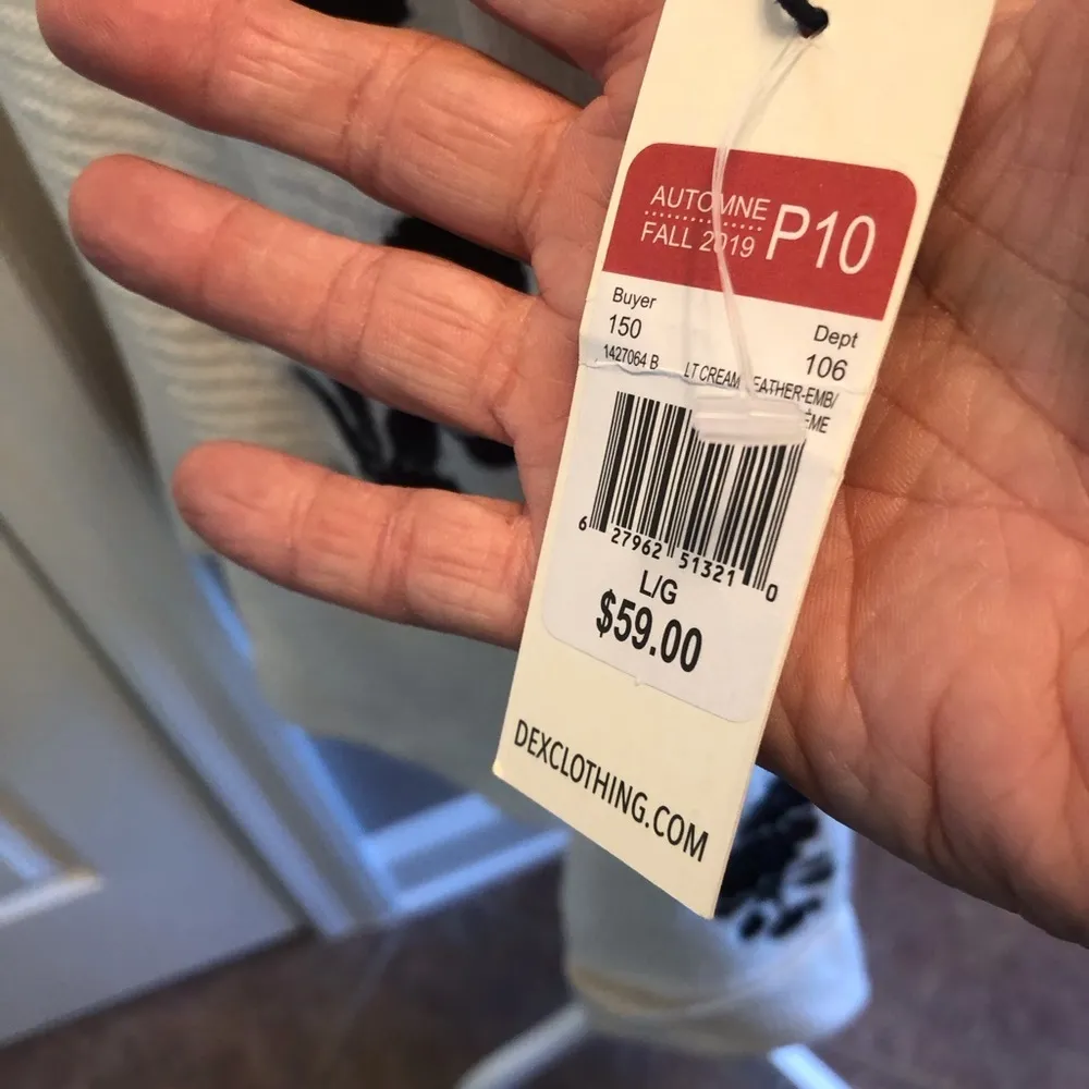 NWT Soft Ivory Sweater Black Rose Embroidery Pull On Large by Dex - Image 8