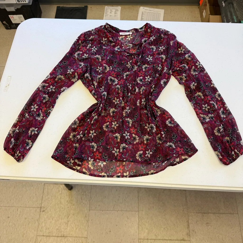 Hollister Chiffon Floral Baby Doll Long Sleeve Women's Top, Size medium - Image 3