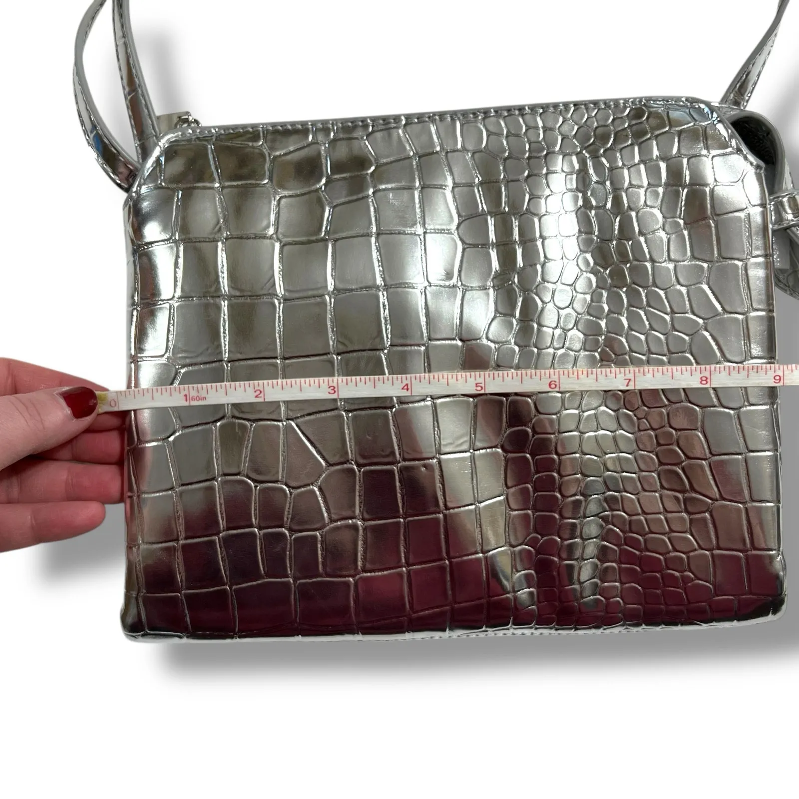 A New Day Womens Crossbody Purse Handbag Silver Faux Leather - Image 10