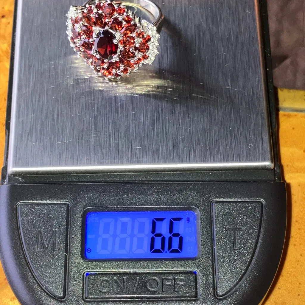 Natural Red Garnet Sterling Silver Cocktail Ring Size 6 - Image 10