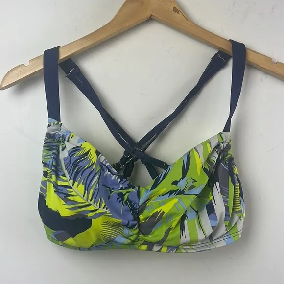 Title Nine Ladies Bikini Swim Top Sports Bra Sz 32D ♣️ - Image 1
