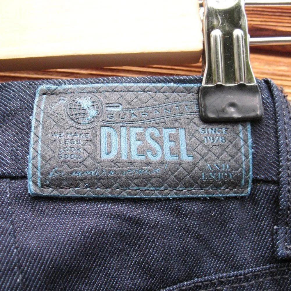 NWOT Diesel Flare Leg Jeans - Image 10