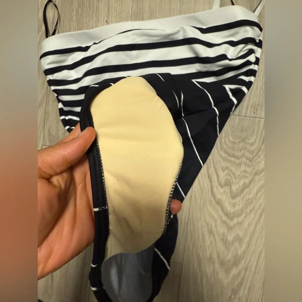 Miracle suit one pice swimsuit - Image 4