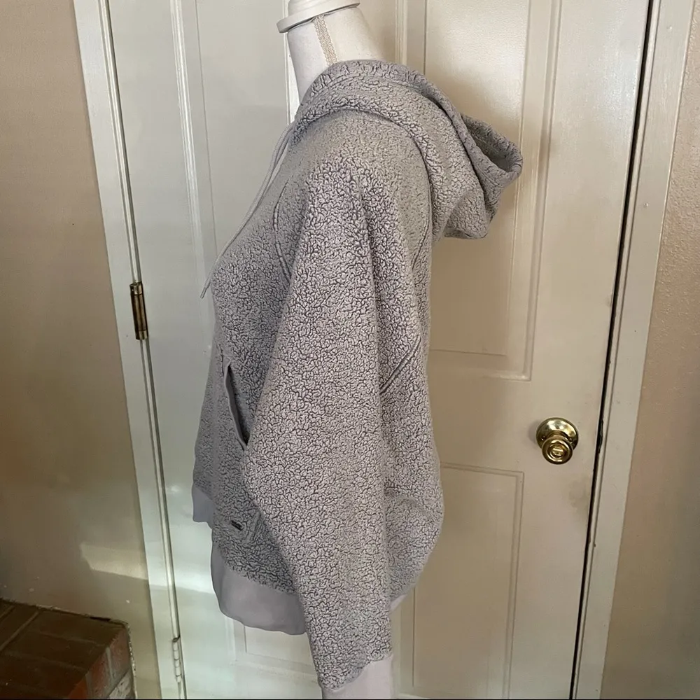 Gilly Hicks by Hollister Fuzzy Lounge Hoodie - Image 7