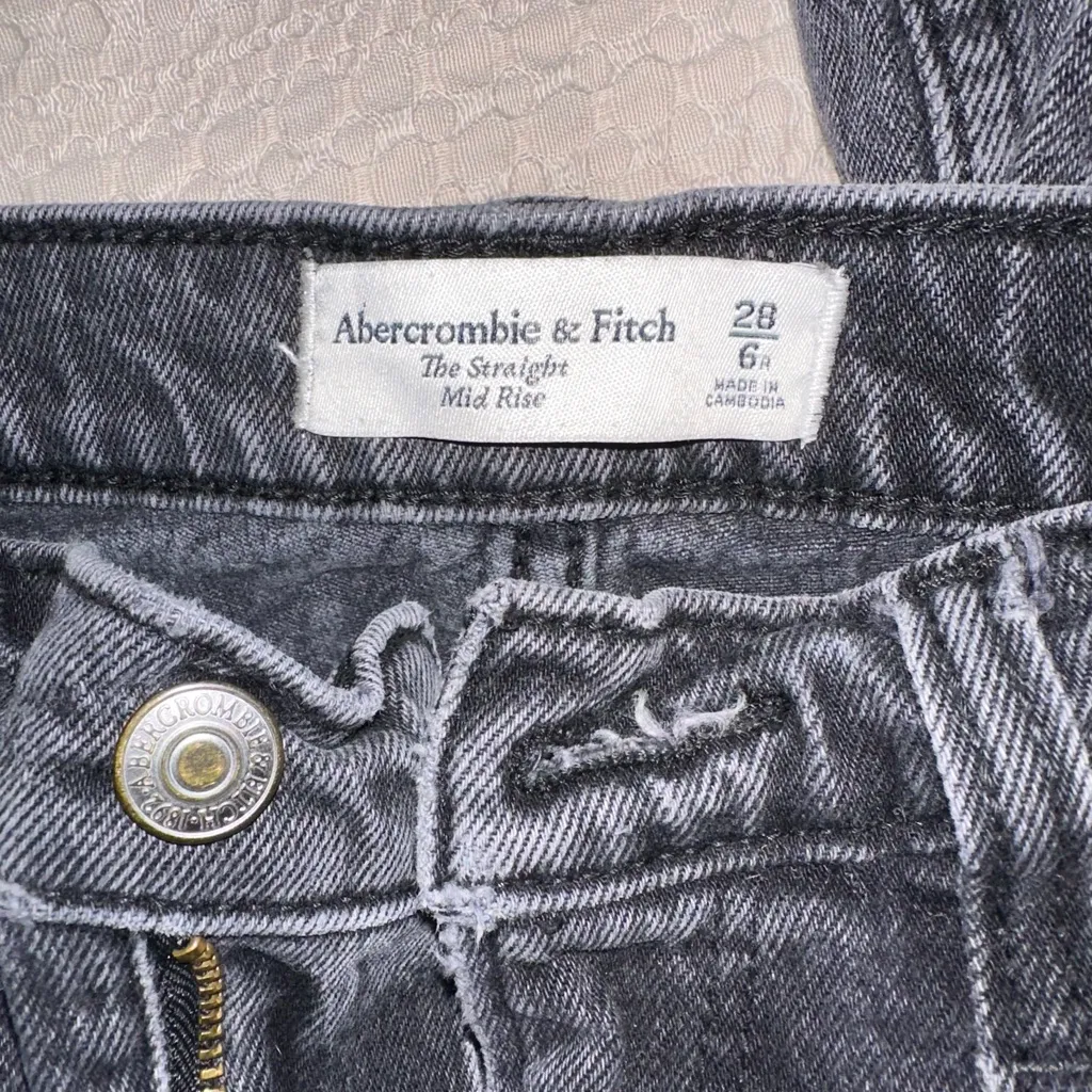 Abercrombie & Fitch The Straight Mid Rise Jeans size 28 6 - Image 4
