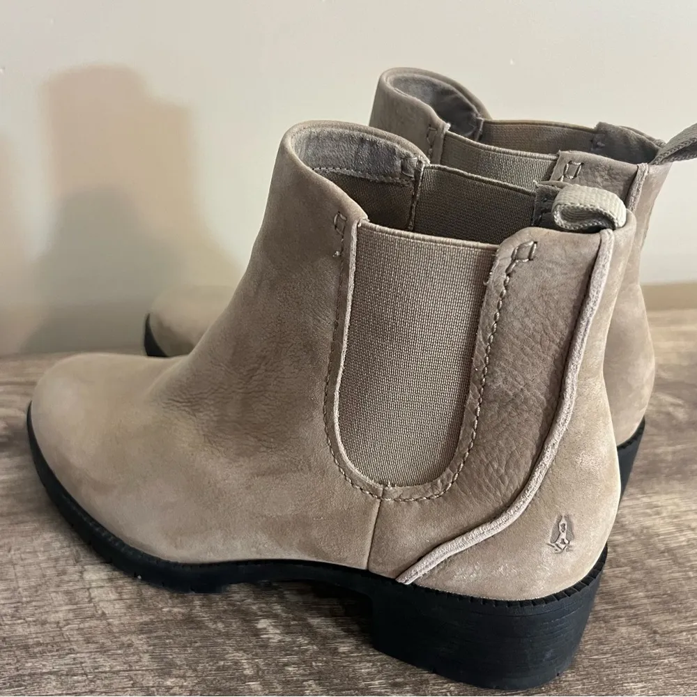 Hush Puppies  Bounce Moyen Leather Boots Booties Beige Tan Women’s 9.5 Pull On - Image 4