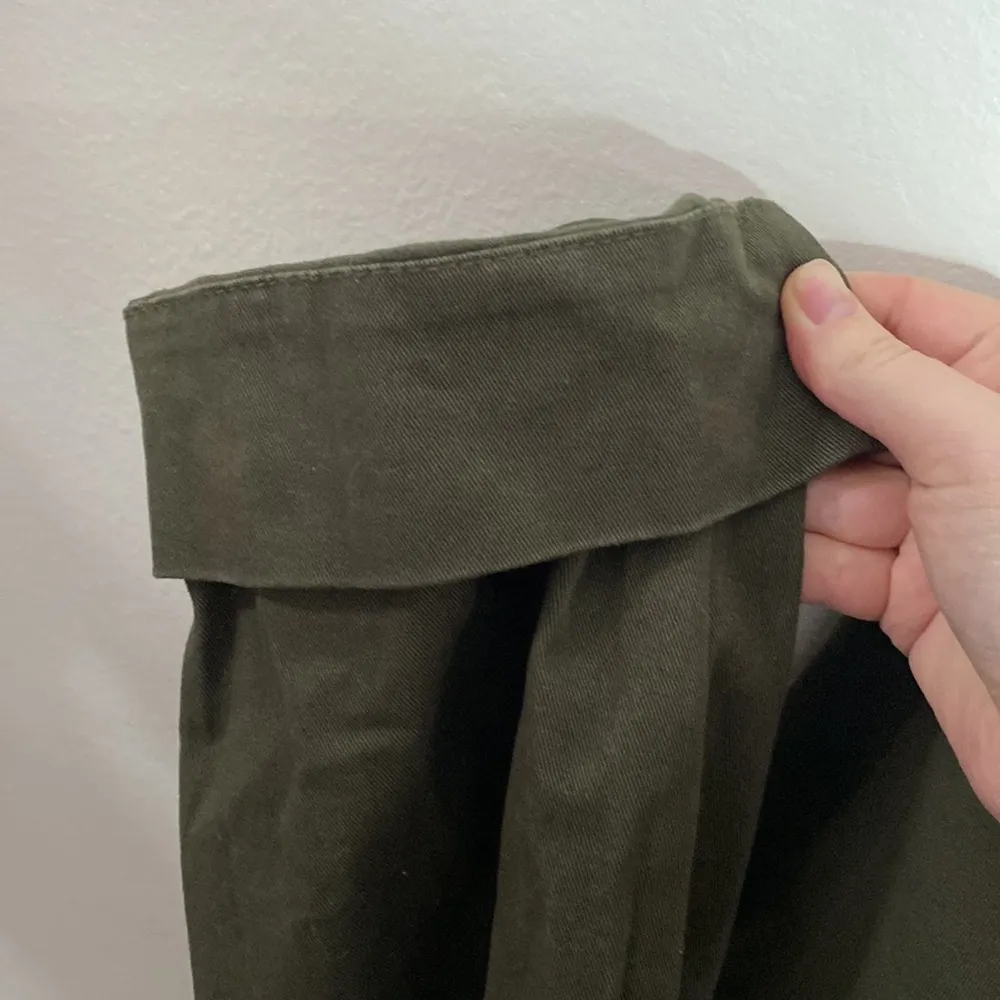 H&M Utility Jumpsuit with Tie Belt in dark khaki green size XS - Image 11