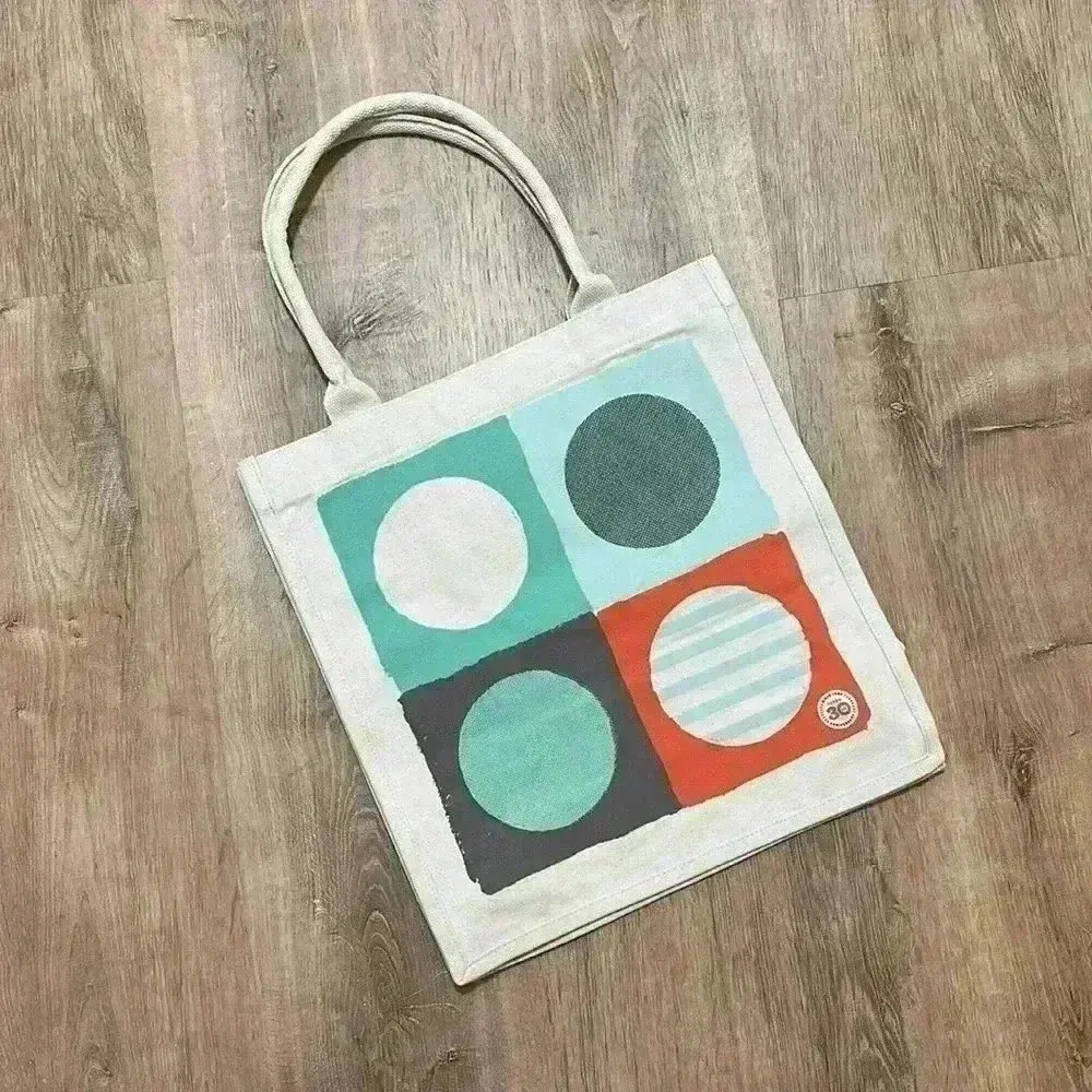 FOSSIL | 30th Anniversary Canvas Tote Bag - Image 2