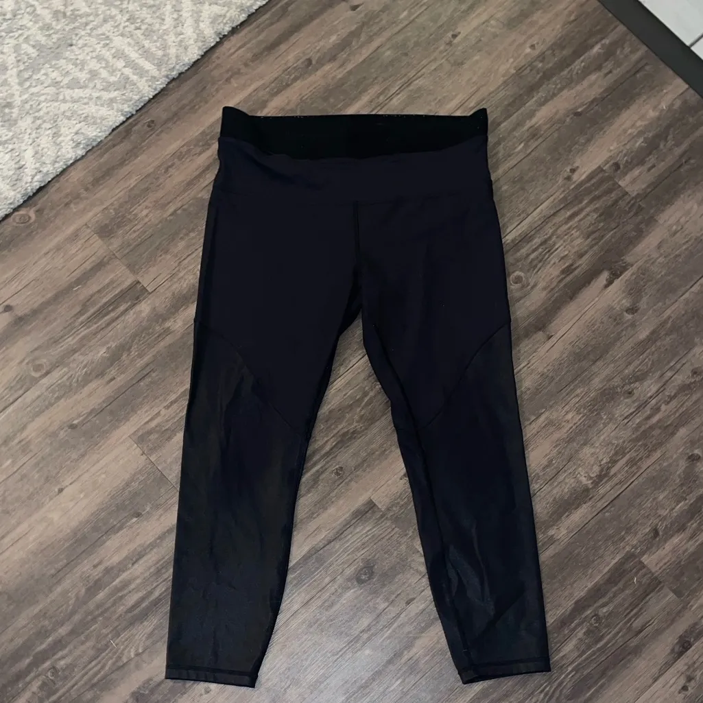 Lululemon Black leggings Size 12 - Image 9