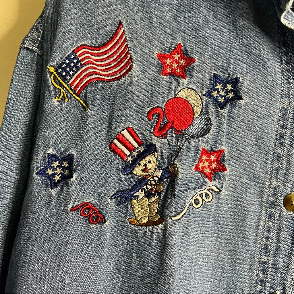 Vintage Quizz Patritoic 4th of July American Embroidered Denim Button Down Shirt Blue Size XL - Image 5