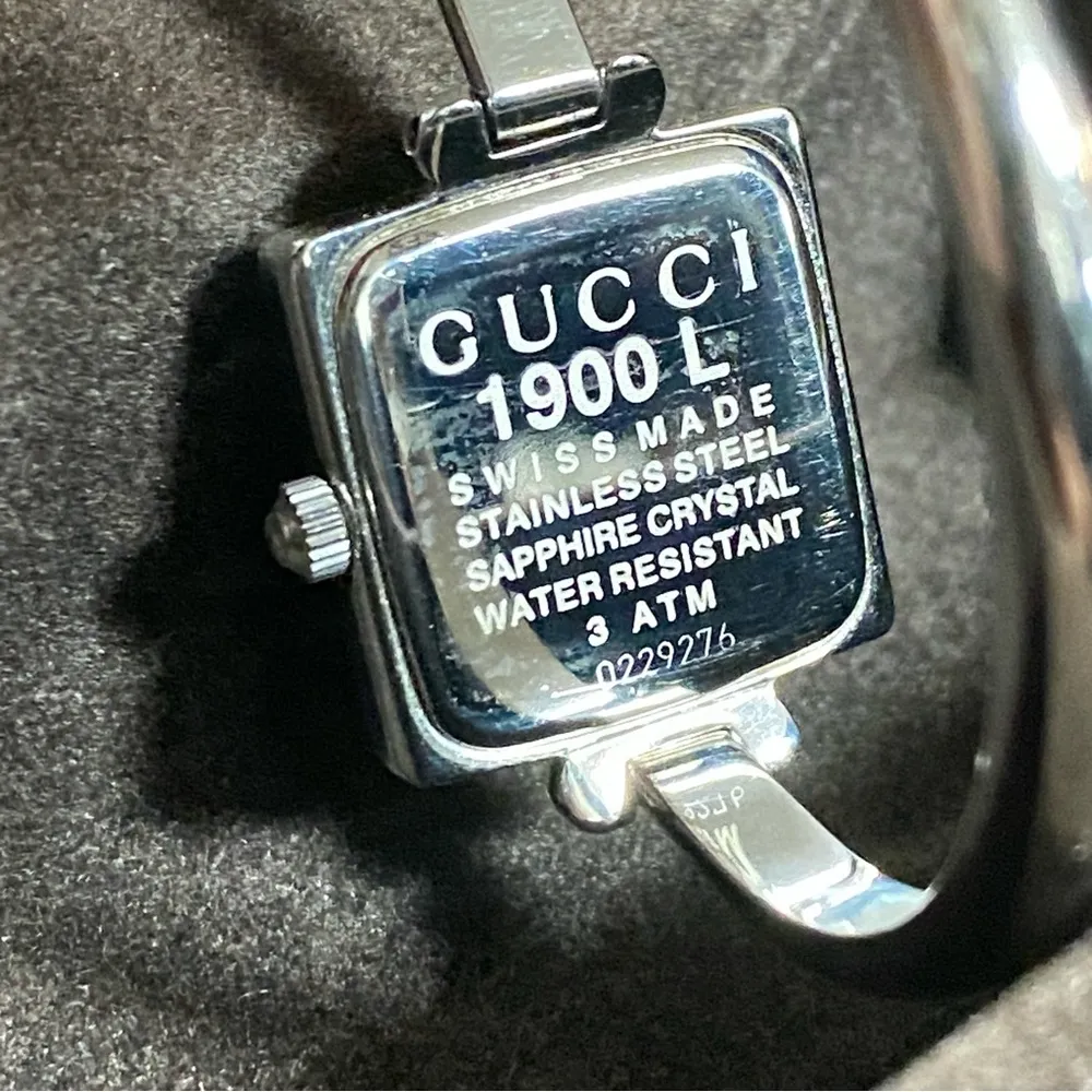 Auth Gucci 1900L Watch Sapphire Crystal Silvertone Swiss Made Water Resistant - Image 6