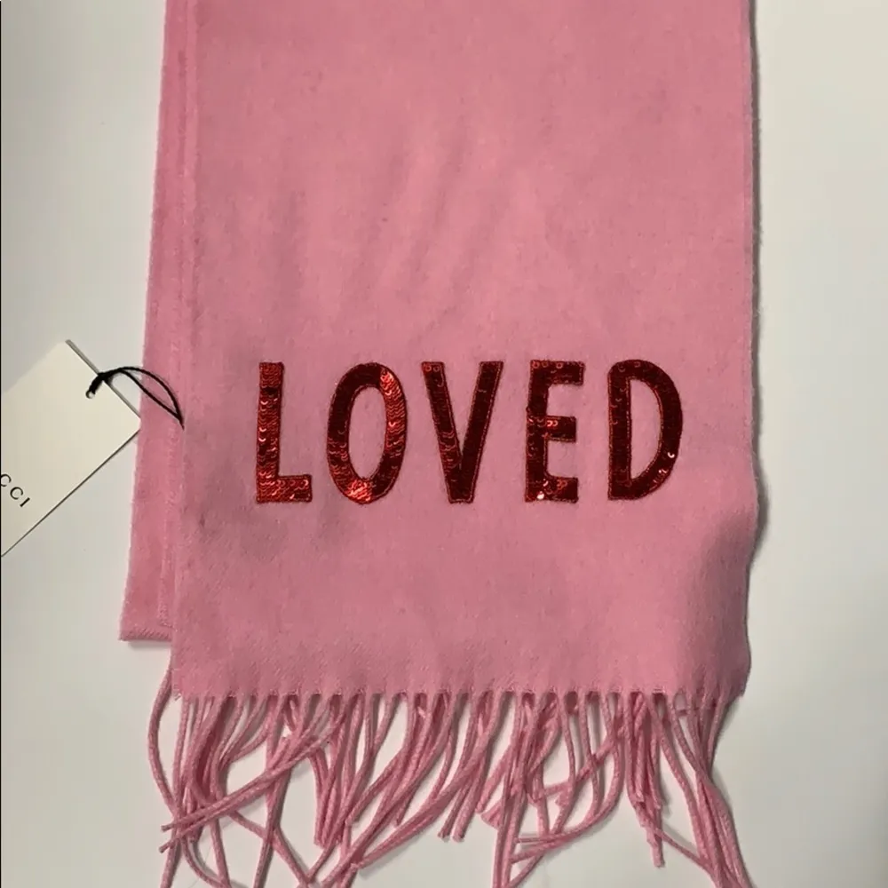 GUCCI PINK SCARF.  NWT - Image 6