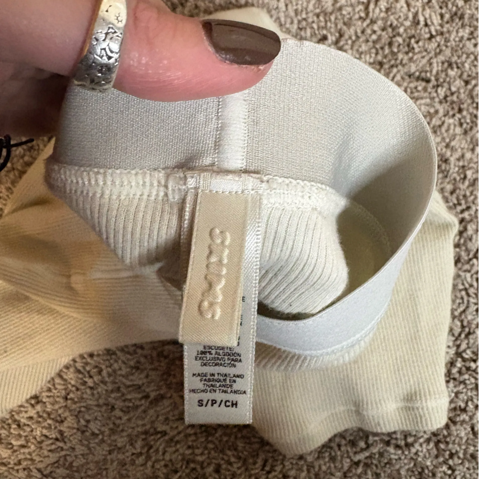 SKIMS boxer underwear shorts Size small - Image 4