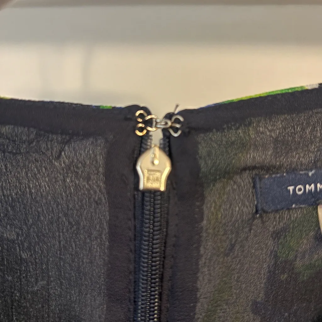 Tommy Hilfiger Black and Green Floral Maxi Dress - Image 3